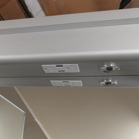 New design LED mirror cabinet SM014